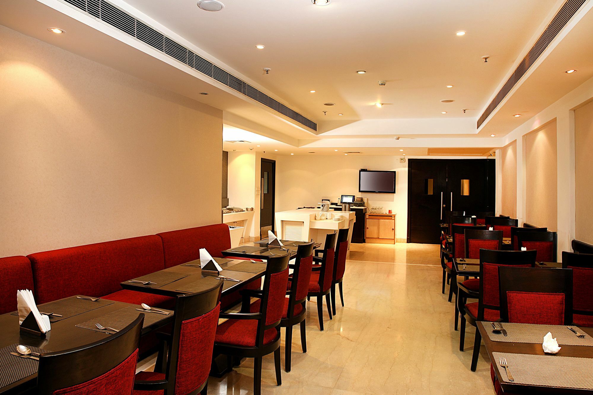 Inde Hotel Vista Woods Huda City Centre, غورغاون المظهر الخارجي الصورة