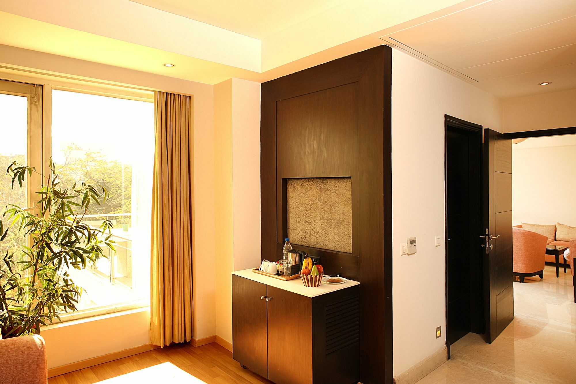Inde Hotel Vista Woods Huda City Centre, غورغاون المظهر الخارجي الصورة